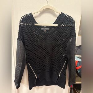 Rock & Republic Black Mesh Top with Quilted Sleeves size Medium